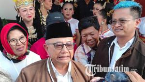 Pasangan-Rijanto-Beky-Herdihansah-ketika-mendaftar-calon-bupati-dan-calon-wakil-bupati-blitar.jpg
