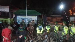 Patroli-gabungan-dari-TNI-Koramil-0814-17-Wonosalam-Polri-di-jombang.jpg