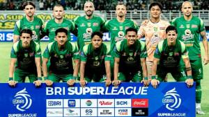 Pemain-Persebaya-Surabaya-jelang-laga-lawan-Bali-United-pada-lanjutan-Super-League-20252026.jpg