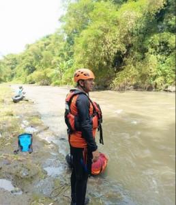 Pencarian-Somi-66-warga-Banyuwangi-yang-hilang-di-Sungai-Setail.jpg