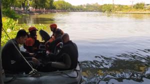 Pencarian-korban-tenggelam-sekitar-pukul-1158-WIB-satu-perahu-karet-BPBD.jpg