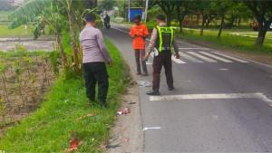 Pengendara-motor-asal-Jombang-tewas-usai-terlibat-tabrakan.jpg