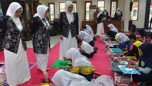 Ratusan-pelajar-dan-masyarakat-umum-mengikuti-lomba-desain.jpg