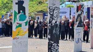 Ribuan-mahasiswa-baru-Universitas-Muhammadiyah-Surabaya-UMSurabaya.jpg