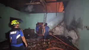 Rumah-warga-di-Desa-Nambak-Ponorogo-terbakar-hebat.jpg