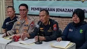 Saat-Kabidhumas-Polda-Jatim-Kombes-Pol-Jules-Abraham-Abast.jpg