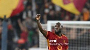 Striker-AS-Roma-Romelu-Lukaku-yang-masa-depannya-suram-di-AS-Roma-Tammy-Abraham-juga.jpg