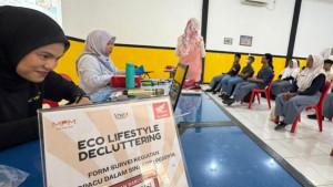 Suasana-edukasi-Decluttering-Mission-bersama-MPM-Honda-di-SMKN-5-Surabaya-Senin-2992025.jpg
