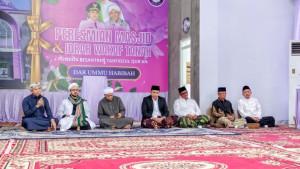 Suasana-ikrar-wakaf-di-Ponpes-Tahfidzul-Quran-Dar-Umu-Habibah.jpg