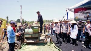 Surplus-Pangan-Terjaga-Kapolda-dan-Bupati-Ipuk-Panen-Jagung-Serentak-di-Banyuwangi.jpg