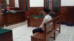 Suwanto-diadili-dakwaan-Undang-Undang-Lalu-Lintas-dan-Angkutan-JalaN.jpg