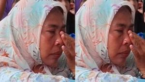 Tangis-Hartini-Lihat-Anaknya-Lolos-Sekolah-Rakyat-setelah-Sempat-Berhenti-Angkat-Derajat-Orangtua.jpg