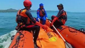 Tim-SAR-berhasil-menemukan-nelayan-yang-hilang-di-Pantai-Niyama-Tulungagung.jpg