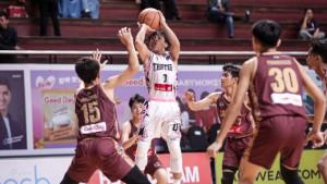 Tim-basket-putra-SMAN-13-Surabaya-Thirteen-akhirnya-mencatatkan-kemenangan-perdana-mereka.jpg