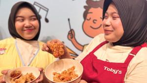 Tobys-Manukan-Surabaya-hadirkan-dakbal-ala-Korea-yang-terbuat-dari-ceker-pedas-tanpa-tulang.jpg