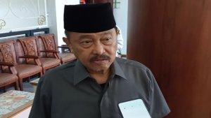 Wakil-Ketua-DPRD-Jatim-Achmad-Iskandar-saat-ditemui-seusai-rapat-paripurna-berlangsung-Rabu.jpg