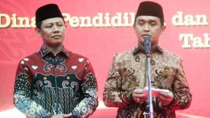 Wali-Kota-Pasuruan-Adi-Wibowo-memberikan-sambutan-dalam-peluncuran-Sekolah-PRIME.jpg