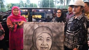 Yoyok-eks-ODGJ-bersama-Mozayyana-Pendamping-Sosial-Dinas-Sosial-Dinsos-Jatim.jpg