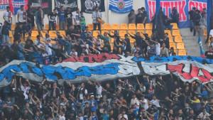 aremania-saat-mendukung-arema-fc-di-kanjuruhan.jpg
