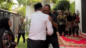 cak-eri-melayat-ke-rumah-duka-cak-ji.jpg