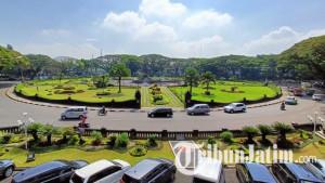 ilustrasi-Alun-alun-Tugu-Kota-Malang-yang-akan-diperbaiki.jpg