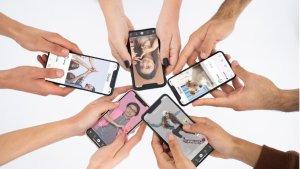 ilustrasi-TikTok-dan-media-sosial.jpg