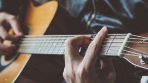 ilustrasi-chord-dan-kunci-gitar.jpg
