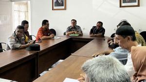 kasus-PHK-sepihak-dan-tunggakan-gaji-para-karyawan-PT-Kasa-Husada-Wira-Jatim.jpg