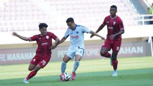 laga-Persis-Solo-vs-Arema-FC-di-stadion-manahan-solo-2025.jpg