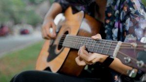 lirik-dan-chord-gitar-Gassa-De-viral-dinyanyikan-MRA-Qasidah.jpg