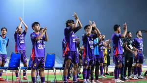 pemain-Persik-Kediri-melakoni-laga-pekan-ke-12-Super-League-20252026-melawan-Persebaya.jpg
