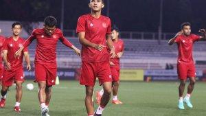 pesepak-bola-timnas-indonesia-berlatih-menjelang-laga-lanjutan-grup-a-piala-aff.jpg