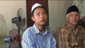 santri-asal-sampang-madura-yang-selamat-dari-insiden-ambruknya-musala-ponpes-al-khoziny.jpg