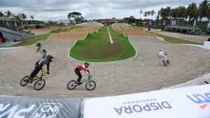sirkuit-bmx-muncar-gelar-lomba.jpg