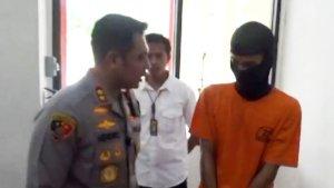tersangka-kasus-penganiayaan-MF-24-warga-Desa-Keleyan-Kecamatan-Socah.jpg