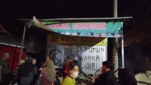 toko-buah-di-gresik-ditutup-warga.jpg