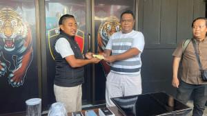 warga-tuban-semringah-barang-yang-hilang-dikembalikan-polisi.jpg
