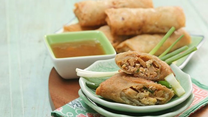 4-resep-makanan-khas-tinghoa-untuk-imlek-2019-lumpia-rebung-sampai-mie-kangkung.jpg