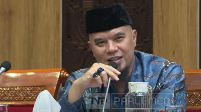 Ahmad Dhani Tak Peduli Pendapat Komnas Perempuan, Ngotot Usulan Naturalisasi, Kini Dilaporkan ke MKD