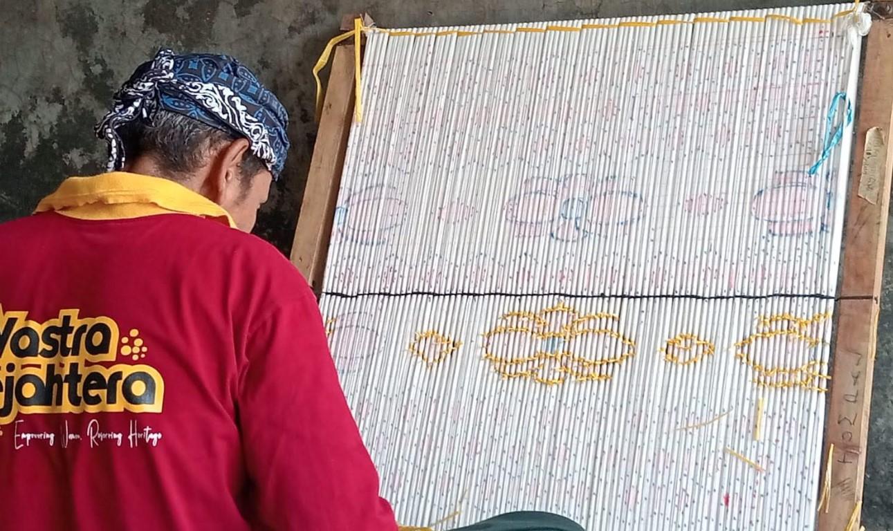 Kolaborasi Akademisi PCU dan Perajin Mampu Lahirkan Tenun Jombang Berkualitas Tinggi