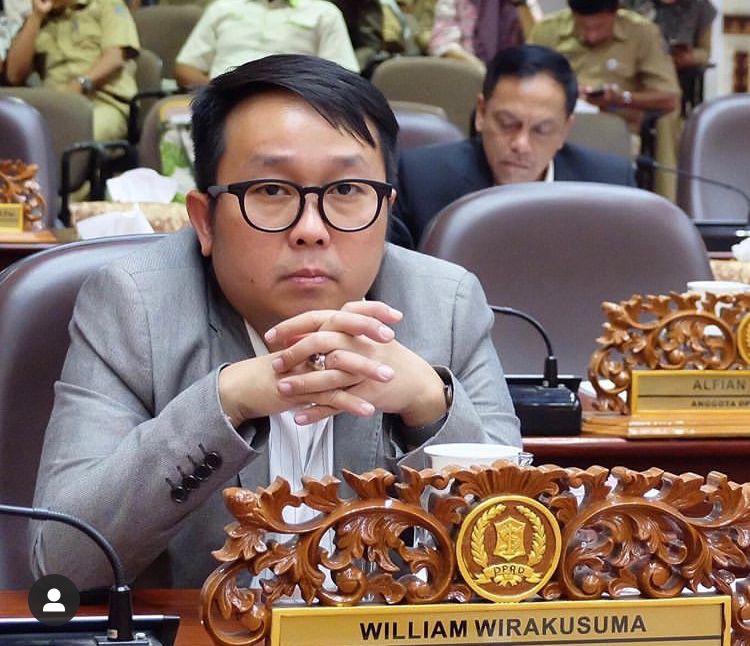Anggota-Komisi-D-DPRD-Surabaya-William-Wirakusuma-geram-soal-layanan-di-RSUD.jpg