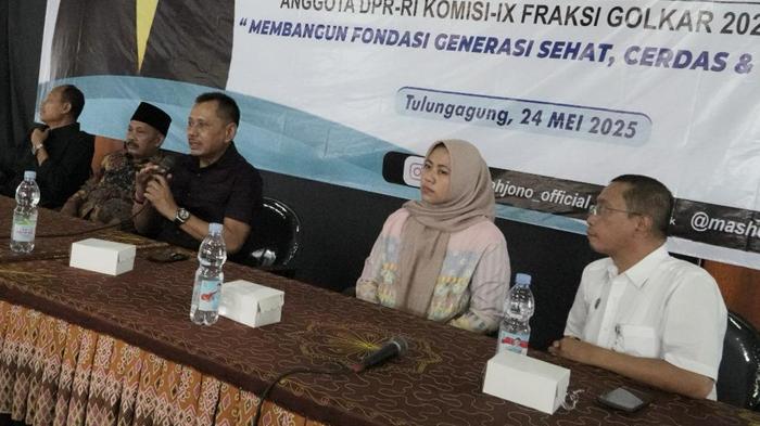 Anggota-Komisi-IX-DPR-RI-Heru-Tjahjono-menggelar-sosialisasi-program-Makan-Bergizi-Gratis.jpg