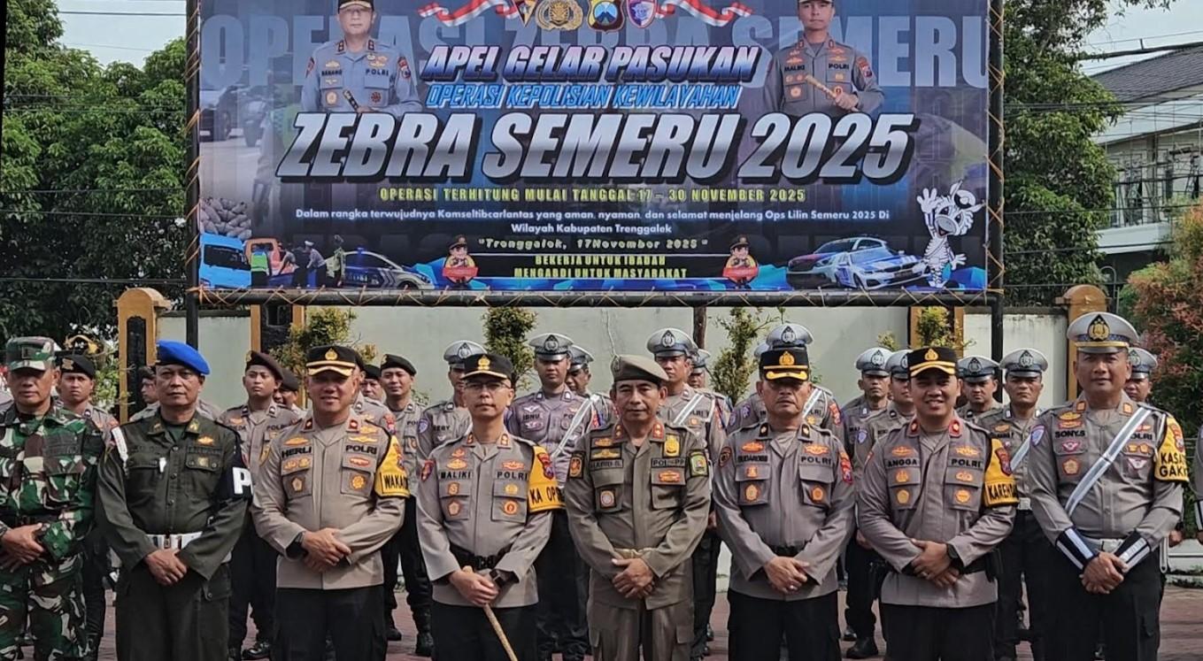 Apel-Gelar-Pasukan-Operasi-Zebra-Semeru-2025-di-Halaman-Mapolres.jpg