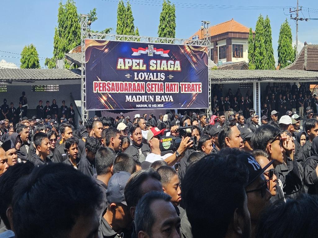 Jaga Kondusivitas Bulan Suro, Ribuan Loyalis PSHT Pusat Madiun Gelar Apel Siaga dan Deklarasi
