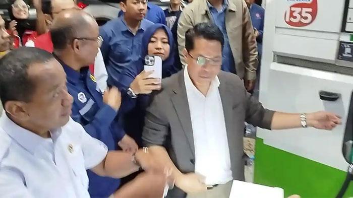 Bahlil Tak Temukan BBM Bermasalah saat Sidak SPBU, Janji Kerusakan Motor Brebet Ditanggung Pertamina