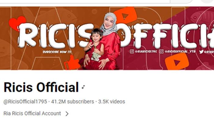 Tak ada Wajah Teuku Ryan, Banner Youtube Ria Ricis Kini Sudah Dirubah, Pasca Anniversary Kedua?