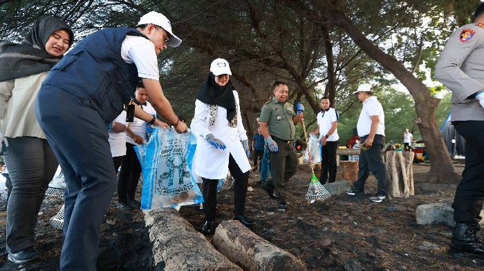 Banyuwangi-jadi-Pilot-Project-Gerakan-Nasional-Wisata-Bersih-Kementerian-Pariwisata.jpg