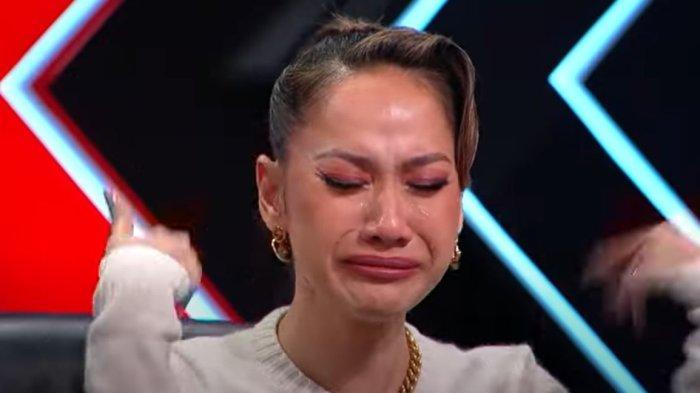 BCL Nangis Sesenggukan saat Kontestan X Factor Indonesia Ciptakan Lagu Diduga Soal Ashraf Sinclair