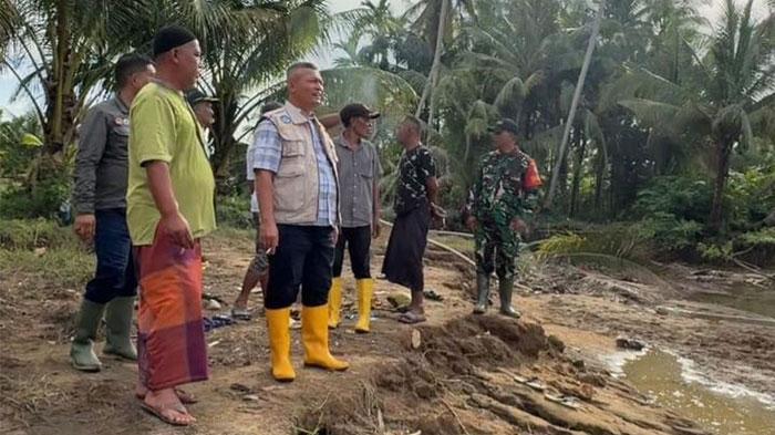 Minta Presiden Lihat Sendiri Dahsyatnya Kerusakan Imbas Banjir, Bupati Ayahwa: Ini Mahadahsyat