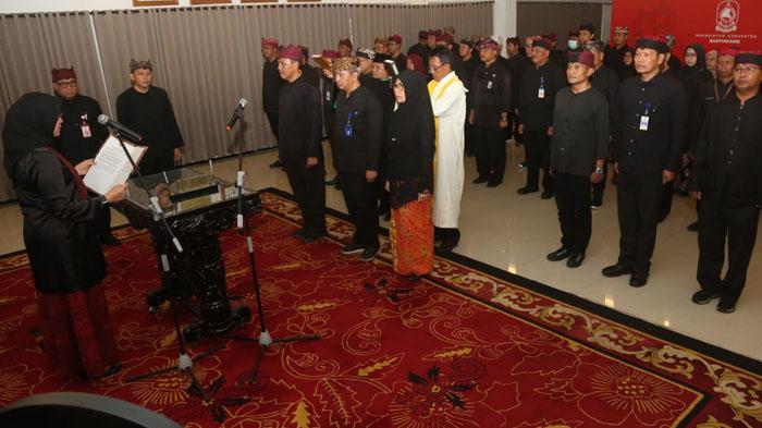 Bupati-Banyuwangi-Ipuk-Fiestiandani-melantik-51-pejabat-Pimpinan-Tinggi-Pratama.jpg